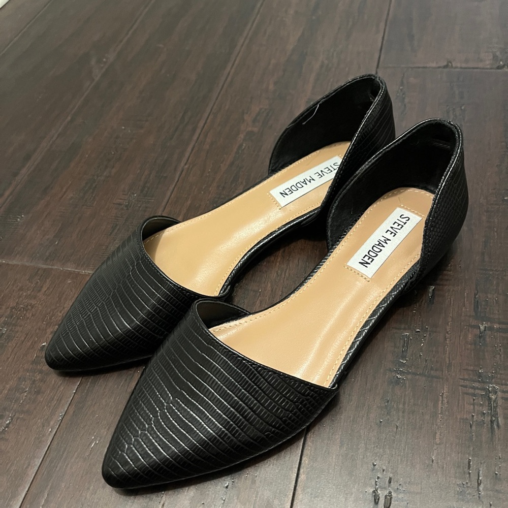 Steve Madden Black Flats with D'Orsay Design